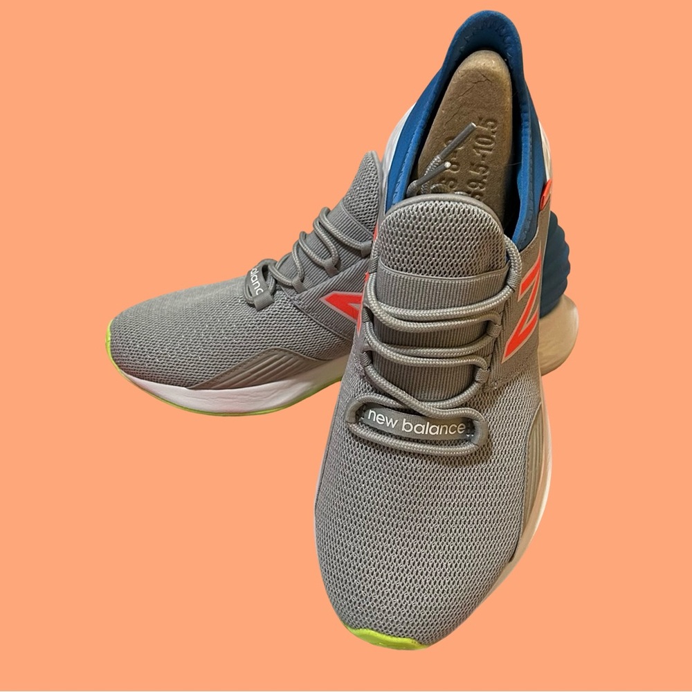 NWT! NEW BALANCE ROV WOMENS SNEAKERS, SIZE 10. GRAY, BLUE, BRIGHT YELLOW. NO BOX